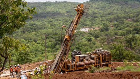 Côte d’Ivoire : le gouvernement octroie un permis environnemental pour le projet aurifère Séguéla